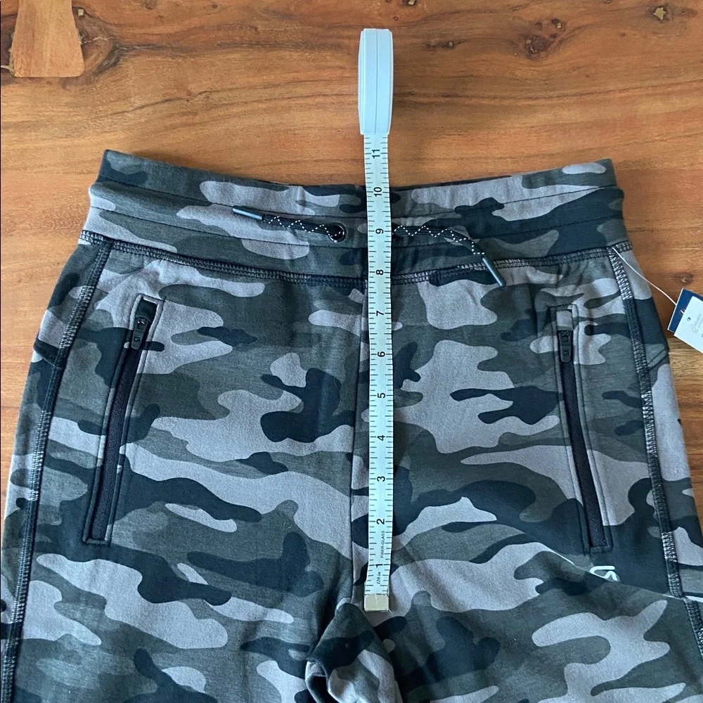 Gap Fit boys grey & black camo jogger sweat pant athletic sporty kids XL 12